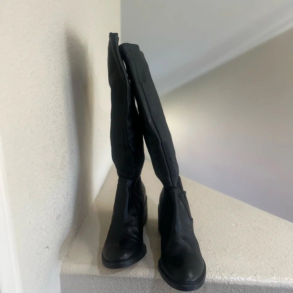 DONALD J PLINER Envy Block Heel Black Leather‎ Tall Ridding Boots Women SZ 7.5